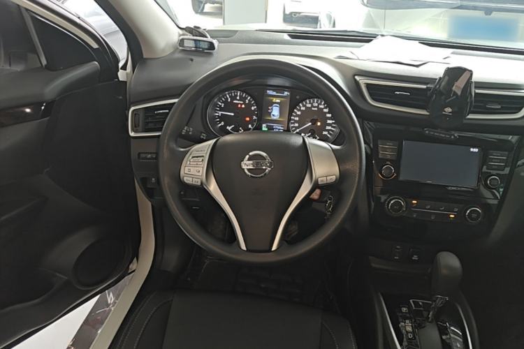 Used Nissan Qashqai 2017 2.0L CVT Elite Edition China VI Standard Steering Wheel