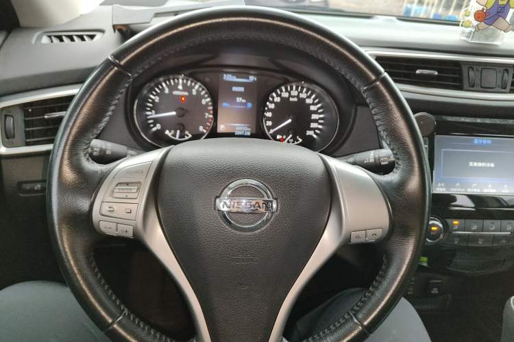 Used Nissan Qashqai 2017 2.0L CVT Smart Enjoyment Version China VI Standard Steering Wheel