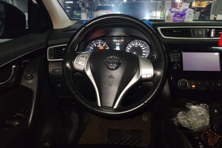 Used Nissan Qashqai 2017 2.0L CVT Luxury Edition China V Standard Steering Wheel