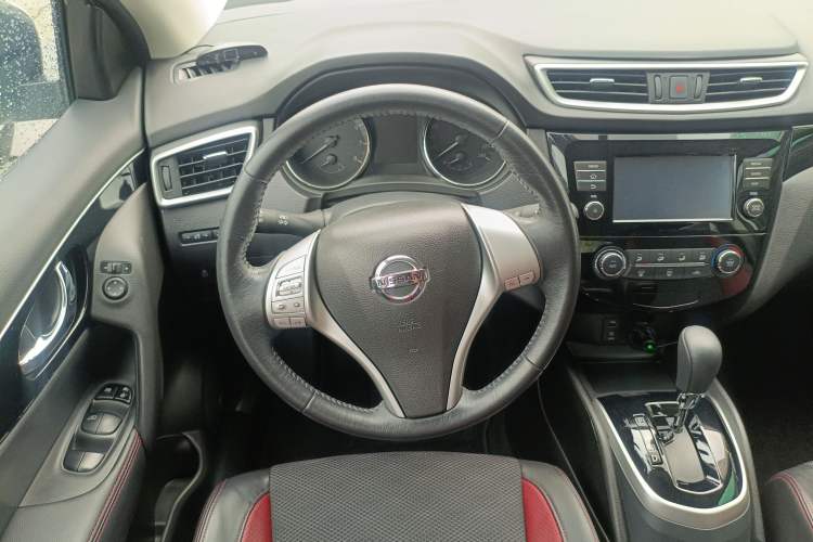 Used Nissan Qashqai 2017 2.0L CVT Smart Enjoyment Version China V Standard Steering Wheel