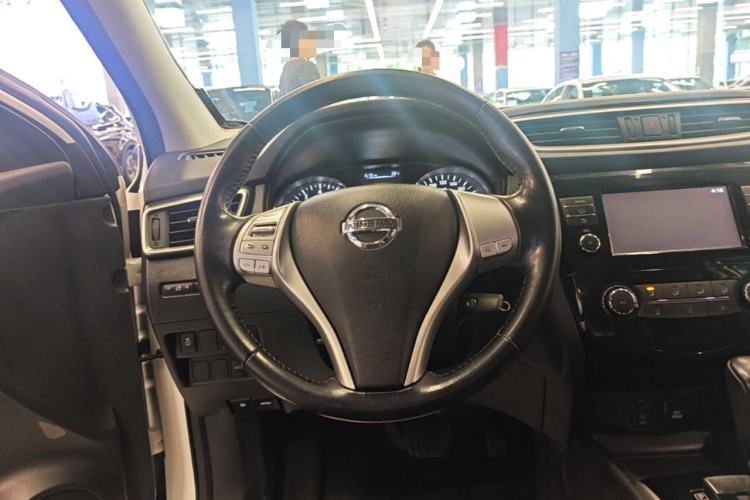 Used Nissan Qashqai 2017 2.0L CVT Smart Enjoyment Version China V Standard Steering Wheel
