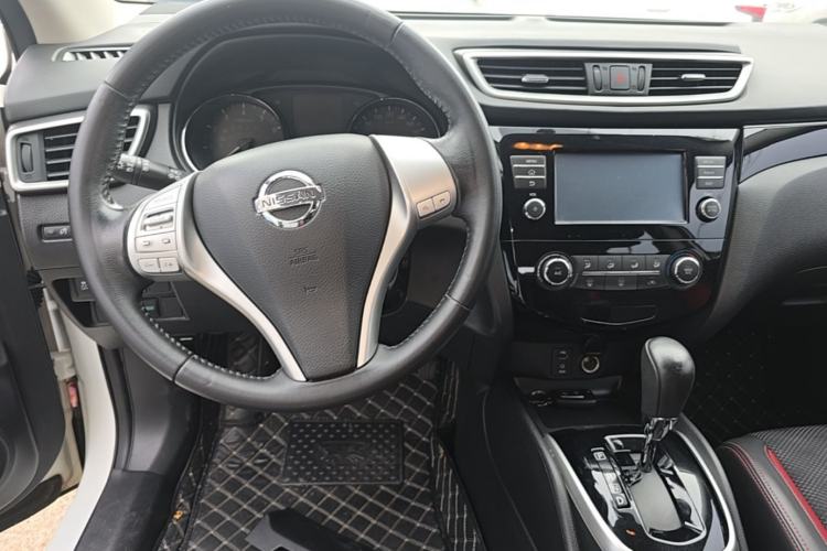 Used Nissan Qashqai 2017 2.0L CVT Smart Enjoyment Version China V Standard Steering Wheel