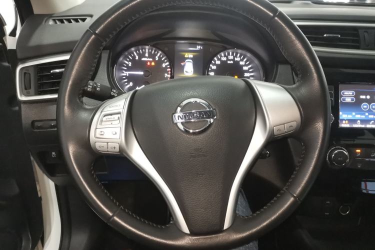 Used Nissan Qashqai 2017 2.0L CVT Smart Enjoyment Version China VI Standard Steering Wheel