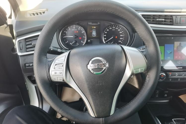 Used Nissan Qashqai 2017 2.0L CVT Smart Enjoyment Version China VI Standard Steering Wheel