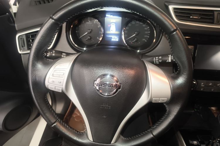 Used Nissan Qashqai 2017 2.0L CVT Smart Enjoyment Version China V Standard Steering Wheel
