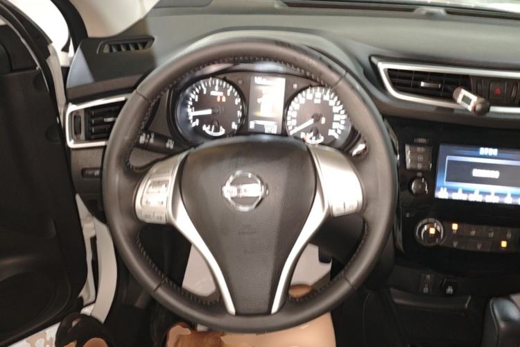 Used Nissan Qashqai 2017 2.0L CVT Luxury Edition China VI Standard Steering Wheel