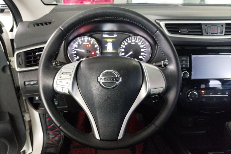 Used Nissan Qashqai 2017 2.0L CVT Smart Enjoyment Version China V Standard Steering Wheel