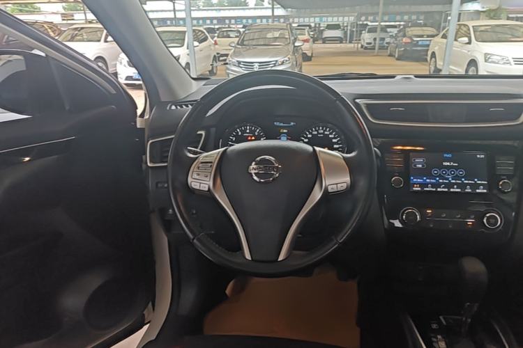 Used Nissan Qashqai 2017 2.0L CVT Luxury Edition China V Standard Steering Wheel