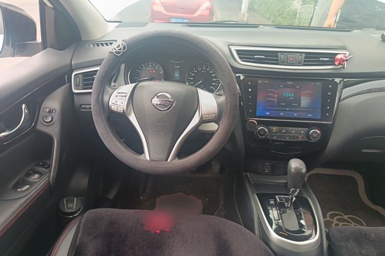 Used Nissan Qashqai 2017 2.0L CVT Elite Edition China V Standard Steering Wheel