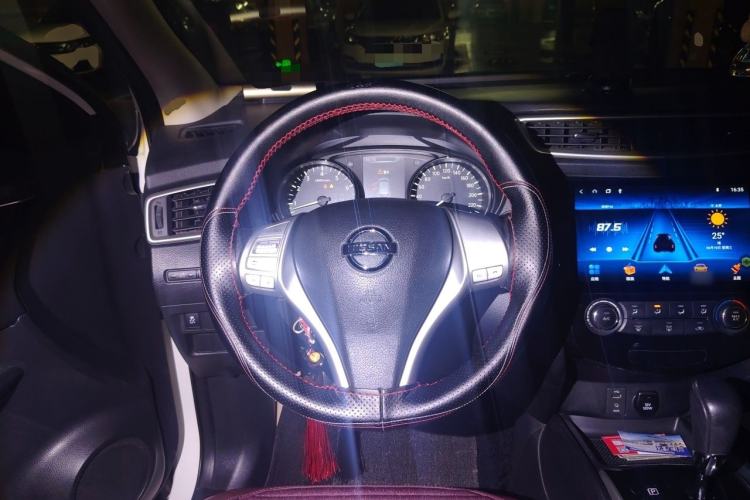 Used Nissan Qashqai 2017 2.0L CVT Luxury Edition China V Standard Steering Wheel