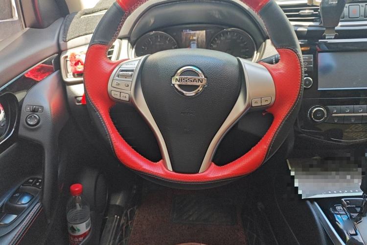 Used Nissan Qashqai 2017 2.0L CVT Elite Edition China V Standard Steering Wheel