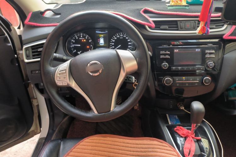 Used Nissan Qashqai 2017 2.0L CVT Elite Edition China V Standard Steering Wheel