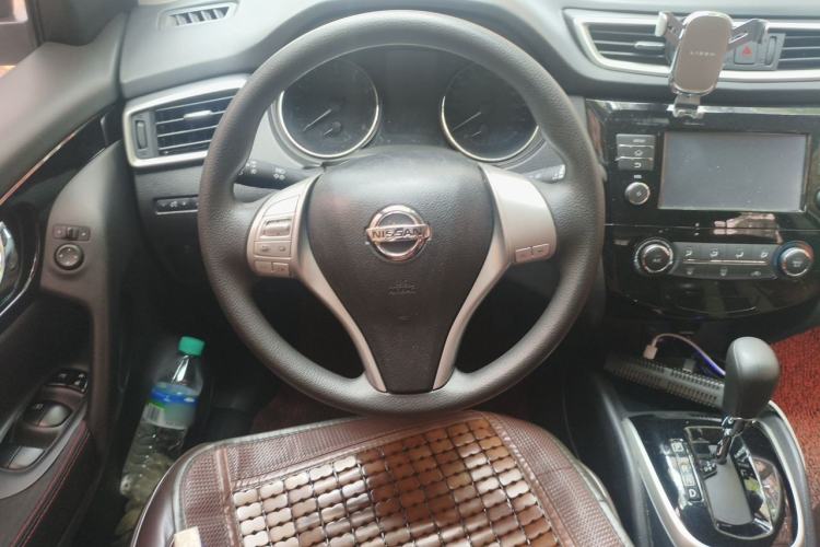Used Nissan Qashqai 2017 2.0L CVT Elite Edition China V Standard Steering Wheel