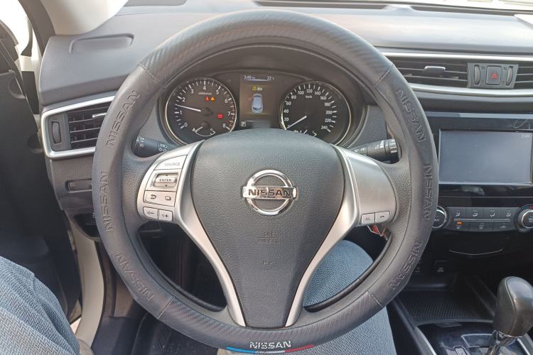Used Nissan Qashqai 2017 2.0L CVT Elite Edition China V Standard Steering Wheel