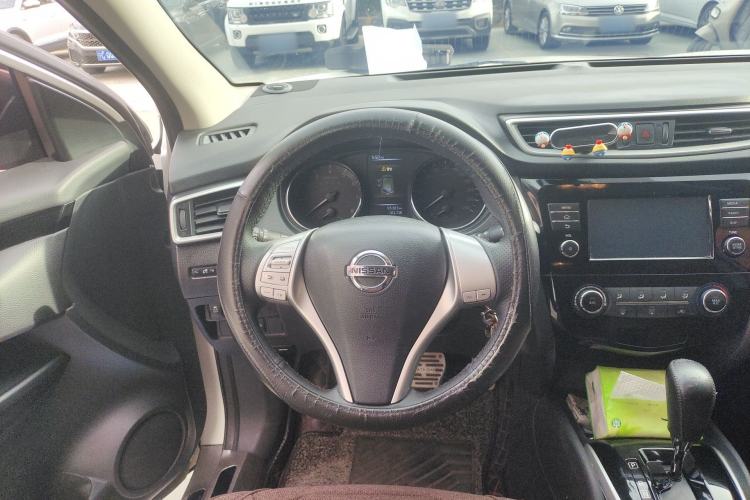Used Nissan Qashqai 2017 2.0L CVT Elite Edition China V Standard Steering Wheel