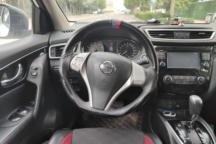 Used Nissan Qashqai 2017 2.0L CVT Luxury Edition China V Standard Steering Wheel