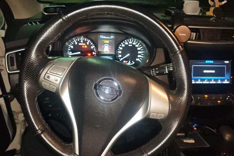 Used Nissan Qashqai 2017 2.0L CVT Elite Edition China V Standard Steering Wheel