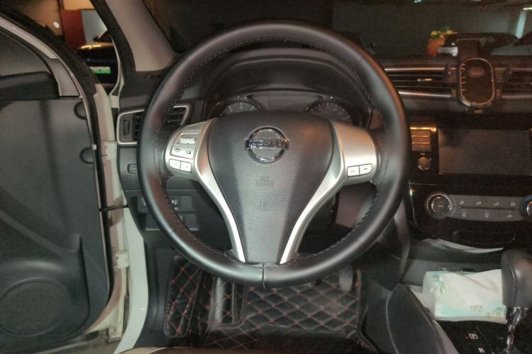 Used Nissan Qashqai 2017 2.0L CVT Smart Enjoyment Version China V Standard Steering Wheel