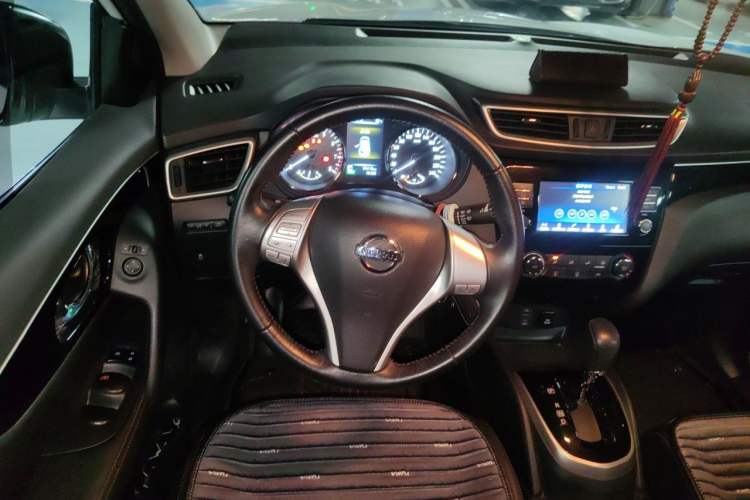 Used Nissan Qashqai 2017 2.0L CVT Smart Enjoyment Version China V Standard Steering Wheel