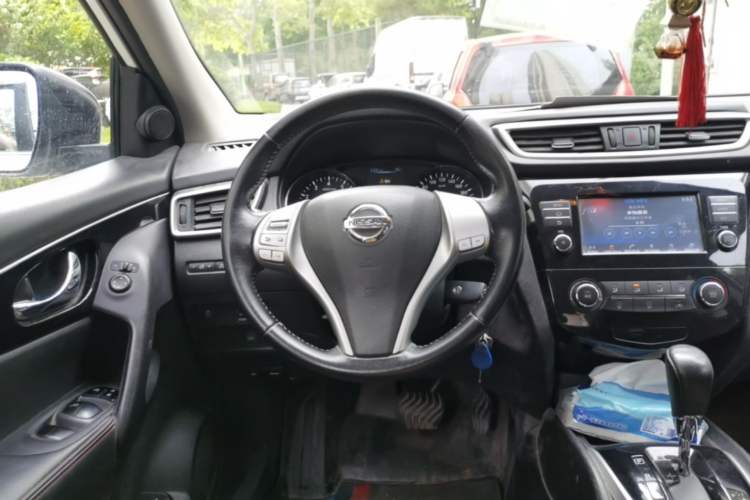 Used Nissan Qashqai 2017 2.0L CVT Smart Enjoyment Version China V Standard Steering Wheel