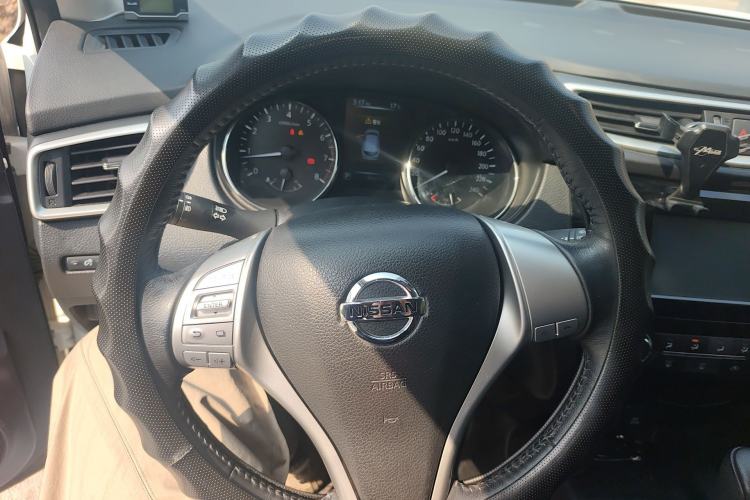 Used Nissan Qashqai 2017 2.0L CVT Smart Enjoyment Version China VI Standard Steering Wheel