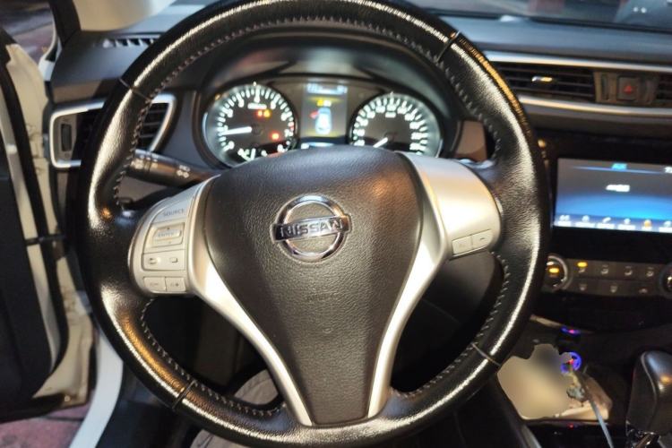 Used Nissan Qashqai 2017 2.0L CVT Luxury Edition China V Standard Steering Wheel