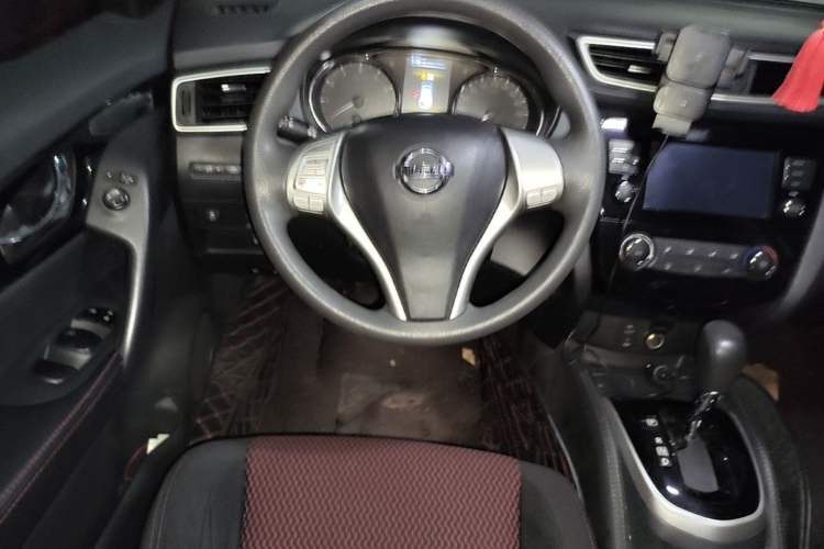 Used Nissan Qashqai 2017 2.0L CVT Elite Edition China V Standard Steering Wheel