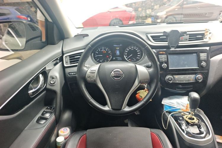 Used Nissan Qashqai 2017 2.0L CVT Elite Edition China V Standard Steering Wheel