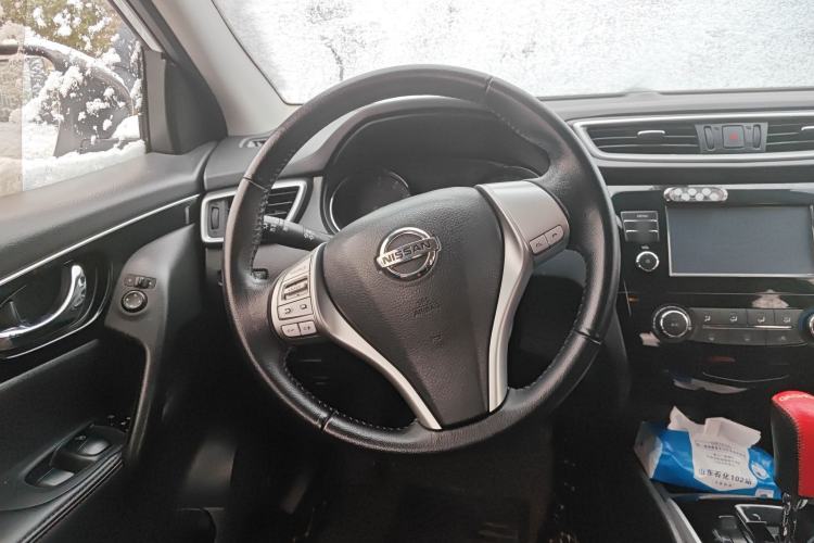 Used Nissan Qashqai 2017 2.0L CVT Smart Enjoyment Version China V Standard Steering Wheel