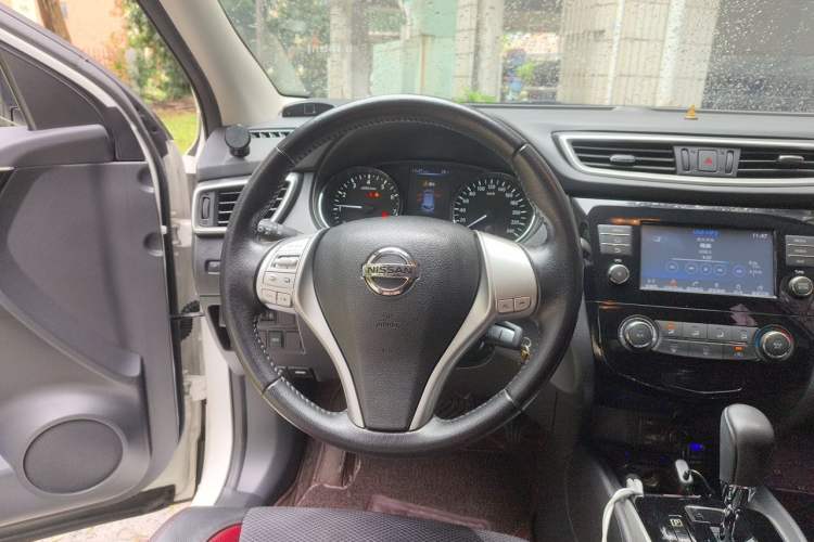 Used Nissan Qashqai 2017 2.0L CVT Smart Enjoyment Version China V Standard Steering Wheel
