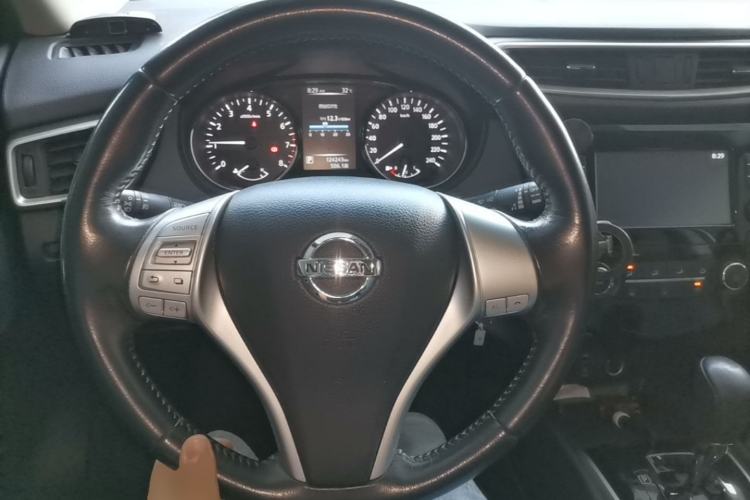 Used Nissan Qashqai 2017 2.0L CVT Smart Enjoyment Version China V Standard Steering Wheel