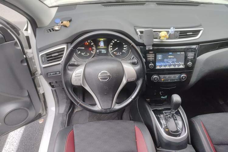 Used Nissan Qashqai 2017 2.0L CVT Luxury Edition China V Standard Steering Wheel