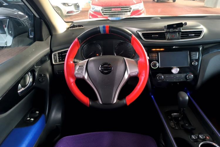 Used Nissan Qashqai 2017 2.0L CVT Elite Edition China V Standard Steering Wheel
