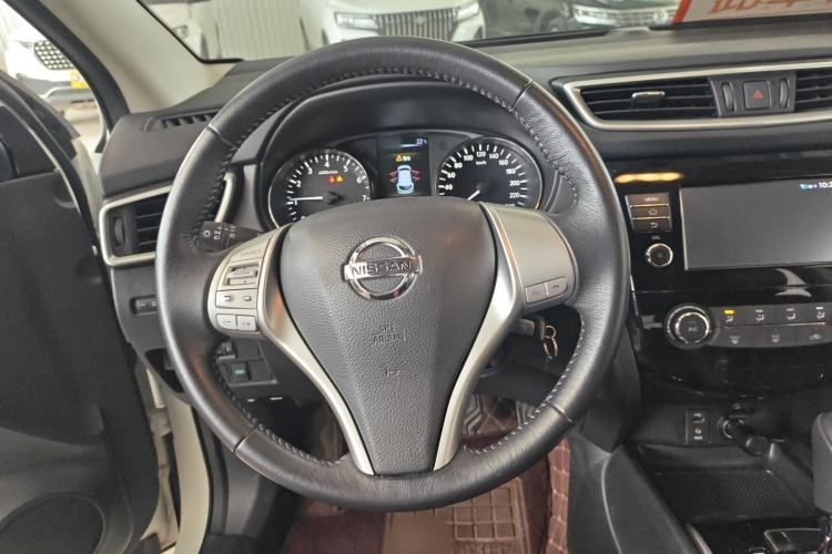 Used Nissan Qashqai 2017 2.0L CVT Smart Enjoyment Version China VI Standard Steering Wheel