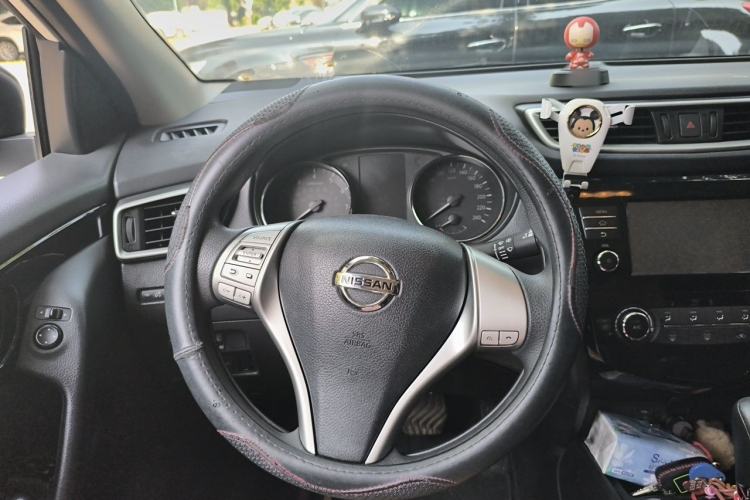 Used Nissan Qashqai 2017 2.0L CVT Elite Edition China V Standard Steering Wheel