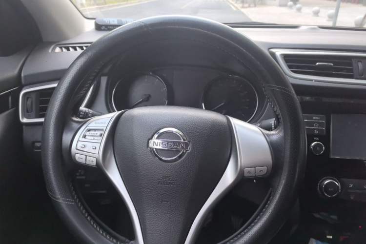 Used Nissan Qashqai 2017 2.0L CVT Smart Enjoyment Version China V Standard Steering Wheel