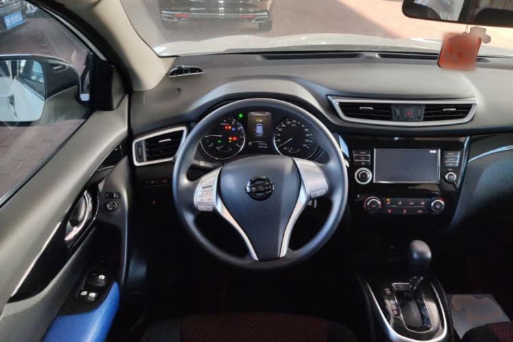 Used Nissan Qashqai 2017 2.0L CVT Elite Edition China V Standard Steering Wheel