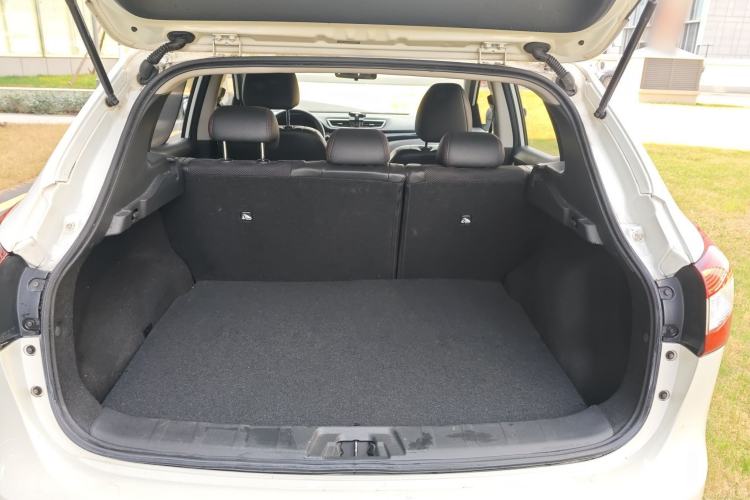 Used Nissan Qashqai 2017 2.0L CVT Smart Enjoyment Version China VI Standard Trunk