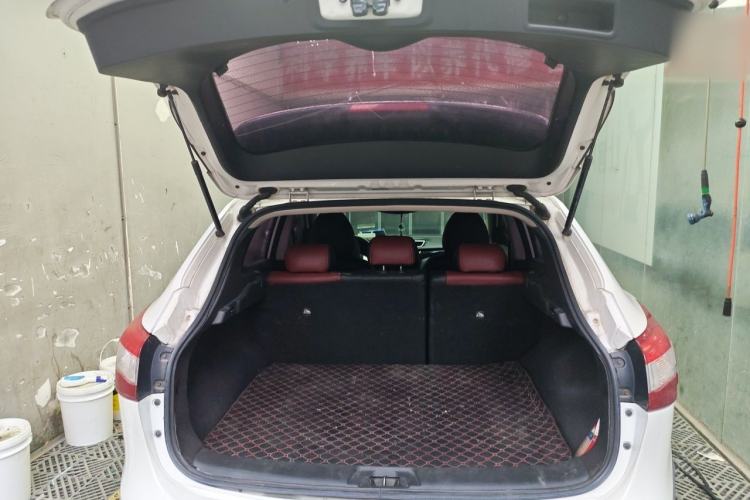 Used Nissan Qashqai 2017 2.0L CVT Elite Edition China V Standard Trunk