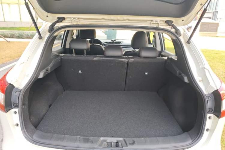 Used Nissan Qashqai 2017 2.0L CVT Smart Enjoyment Version China VI Standard Trunk