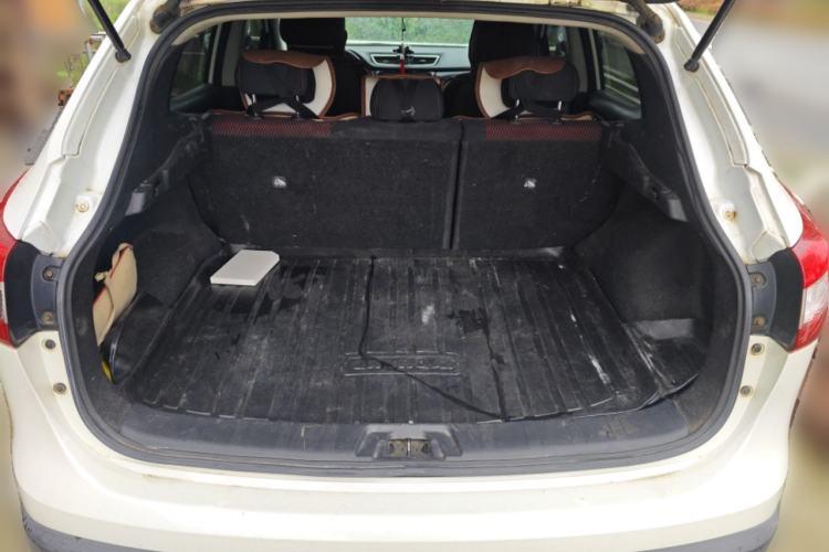 Used Nissan Qashqai 2017 2.0L CVT Elite Edition China V Standard Trunk