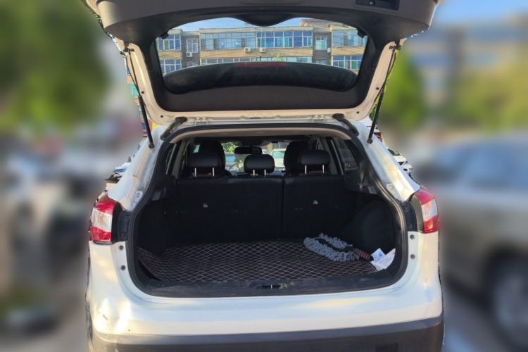 Used Nissan Qashqai 2017 2.0L CVT Luxury Edition China V Standard Trunk