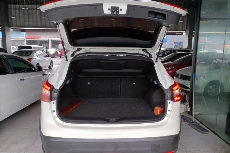 Used Nissan Qashqai 2017 2.0L CVT Smart Enjoyment Version China V Standard Trunk