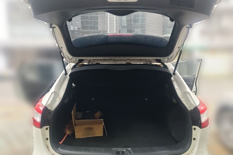 Used Nissan Qashqai 2017 2.0L CVT Smart Enjoyment Version China V Standard Trunk