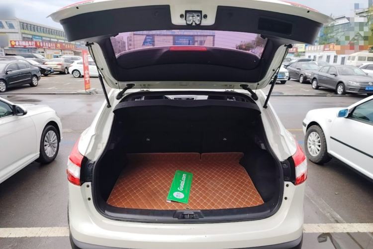 Used Nissan Qashqai 2017 2.0L CVT Smart Enjoyment Version China V Standard Trunk