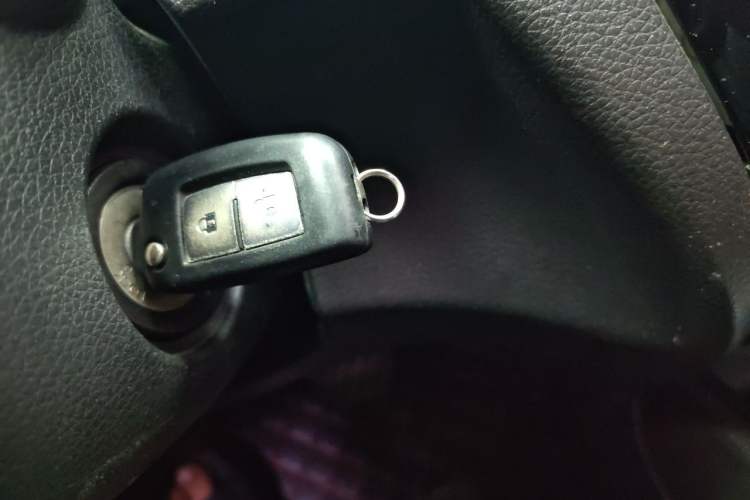 Used Nissan Qashqai 2017 2.0L CVT Elite Edition China V Standard Vehicle Key