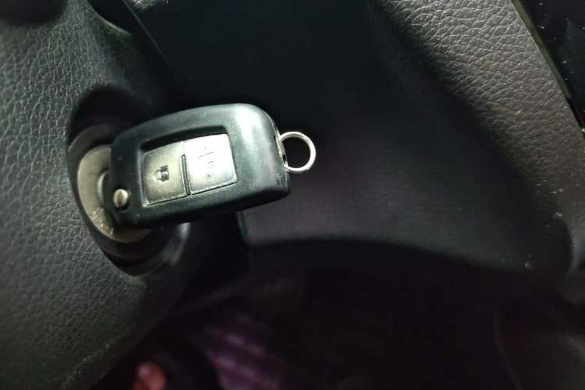 Used Nissan Qashqai 2017 2.0L CVT Elite Edition China V Standard Vehicle Key