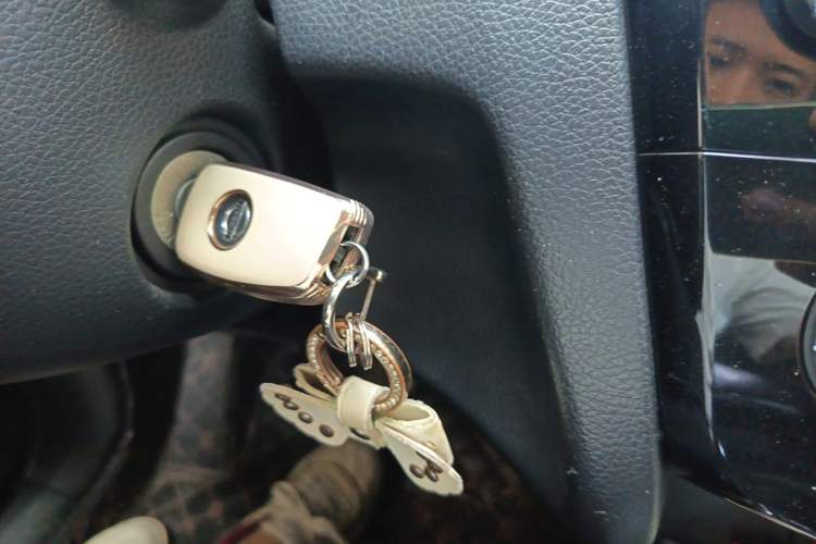 Used Nissan Qashqai 2017 2.0L CVT Smart Enjoyment Version China V Standard Vehicle Key