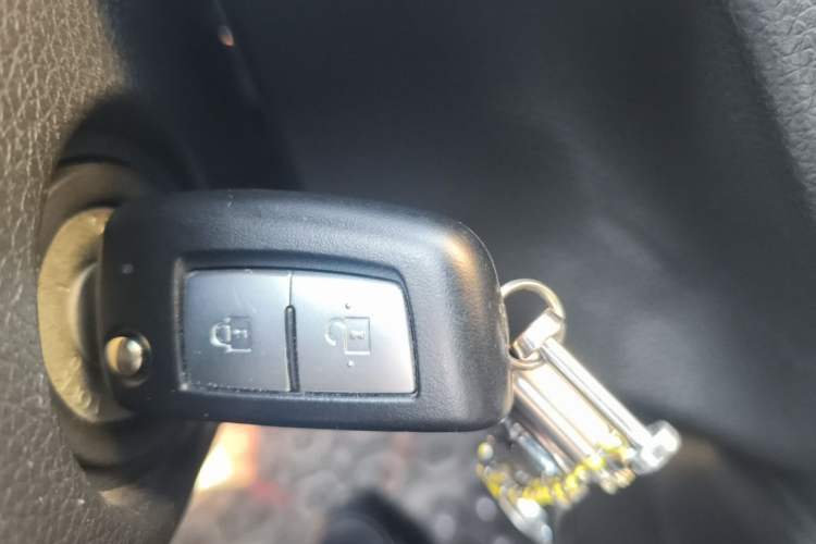 Used Nissan Qashqai 2017 2.0L CVT Smart Enjoyment Version China VI Standard Vehicle Key