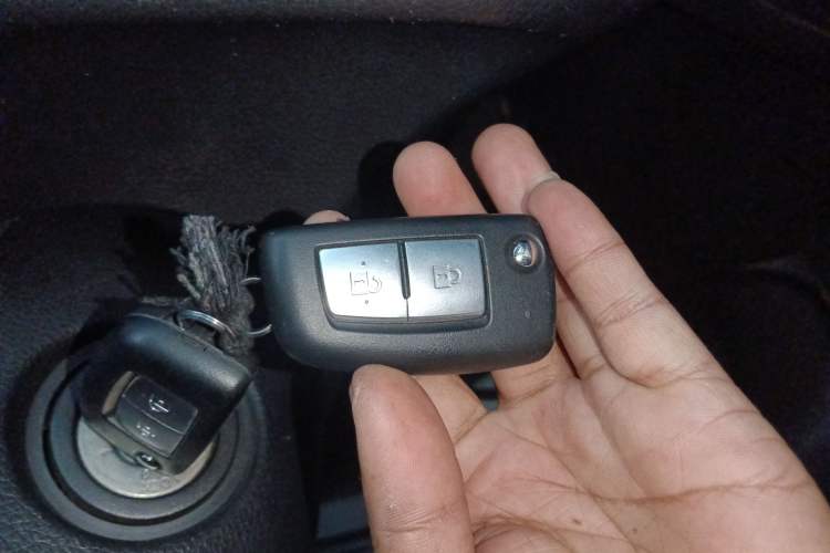Used Nissan Qashqai 2017 2.0L CVT Smart Enjoyment Version China V Standard Vehicle Key